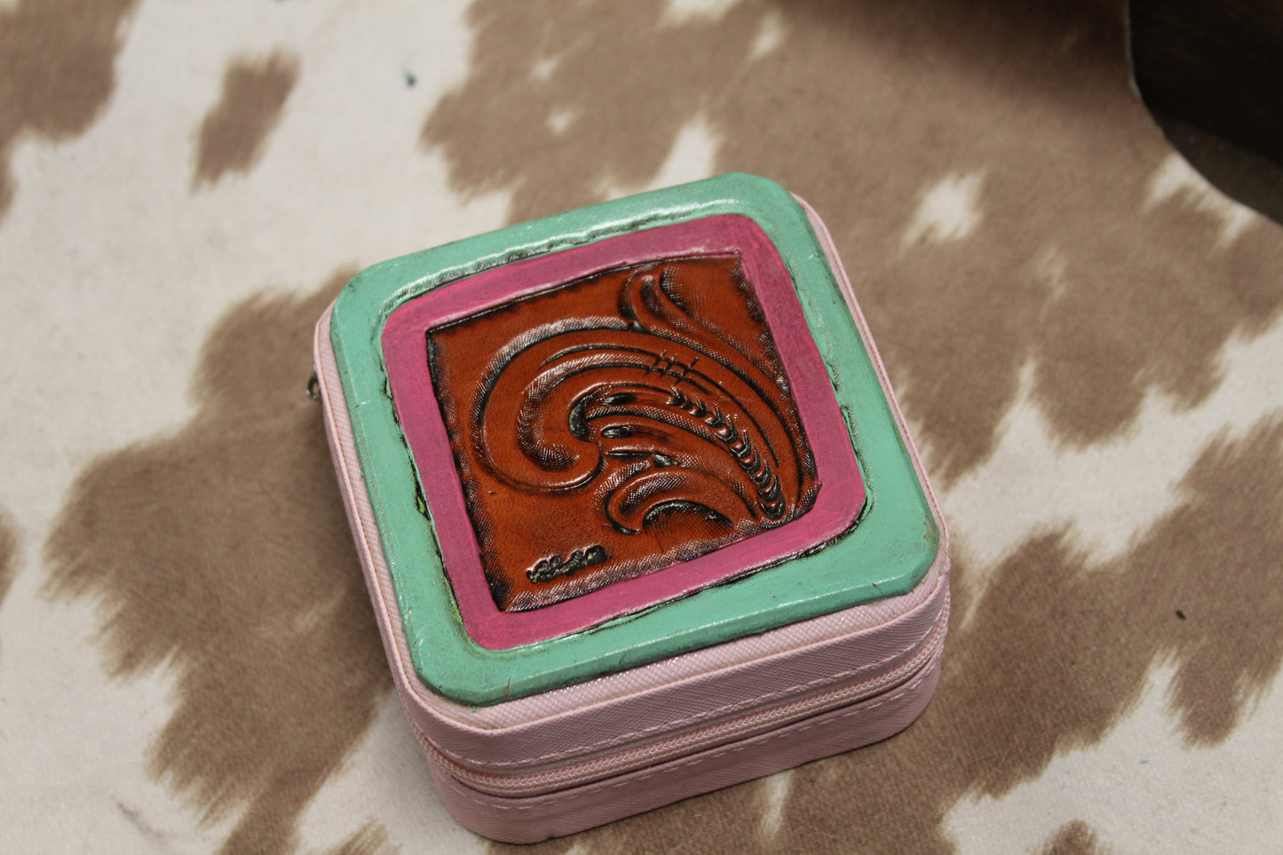 Small Travel Jewelry Box Pink